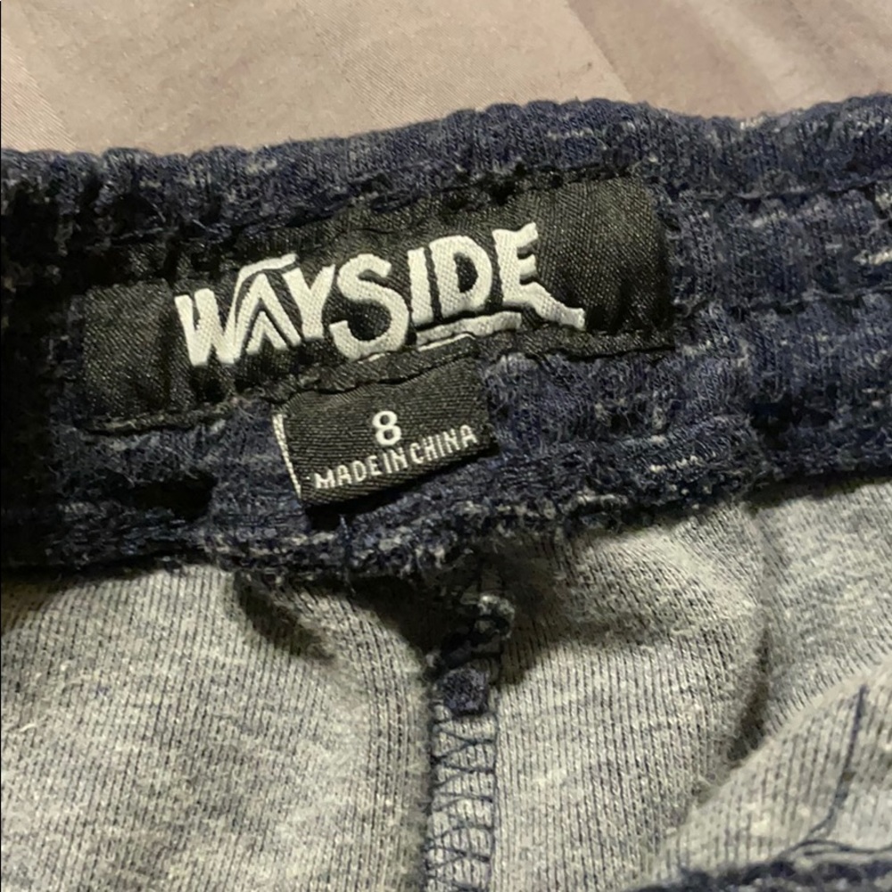 Comfy Sweats - Picture 5 of 7